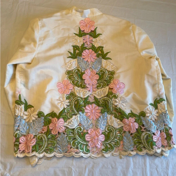🌟HOST PIC🌟 🌸 Vintage: Handmade Cream Dress Blazer with Floral Embroidery 🌿 - Picture 4 of 11